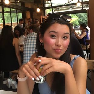 Meet your Posher, Amber